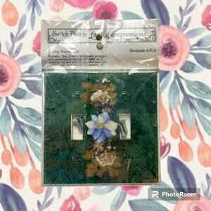 Switch Plate by Lasting Impressions Acrylic & Dried Flowers Green Decor Unused